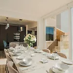House Of Luxury With Pool By Solea * Σεντ Πόλς Μπέι