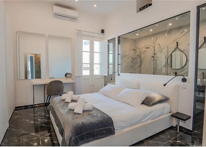 House Of Luxury With Pool By Solea Apartament