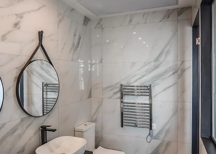 House Of Luxury With Pool By Solea *