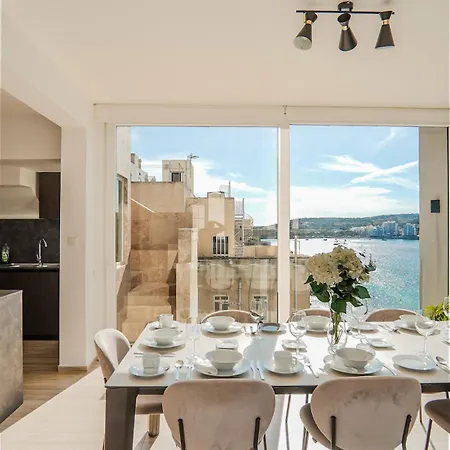 House Of Luxury With Pool By Solea *