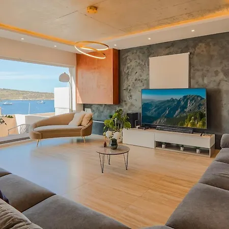 House Of Luxury With Pool By Solea St. Paul's Bay